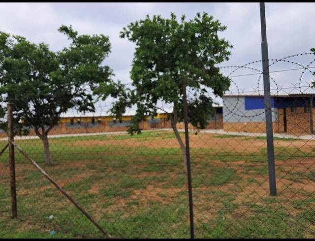 3 BEDROOM HOUSE FOR SALE IN CRYSTAL PARK